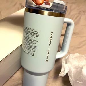 Starbucks Stanley light Blue 2024